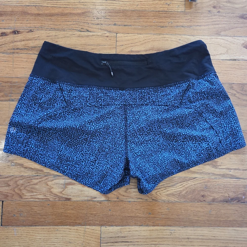 Lululemon Run Times Short‎ Size 8 Bubbles Pipe Dream Blue Black / Black Running